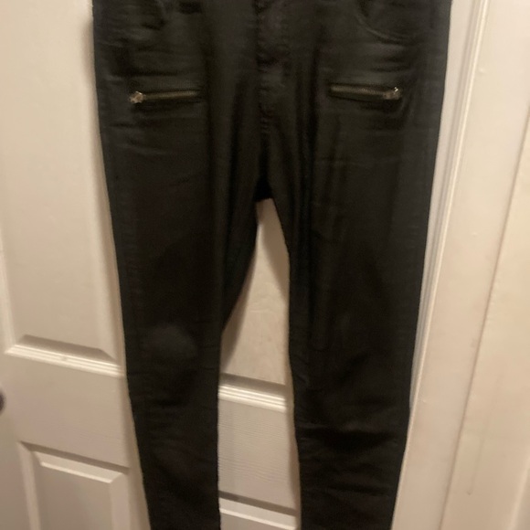 New Juniors Size 6/8 Small - Medium Top Trends Low Rise skinny Jean as pictured - Picture 4 of 8
